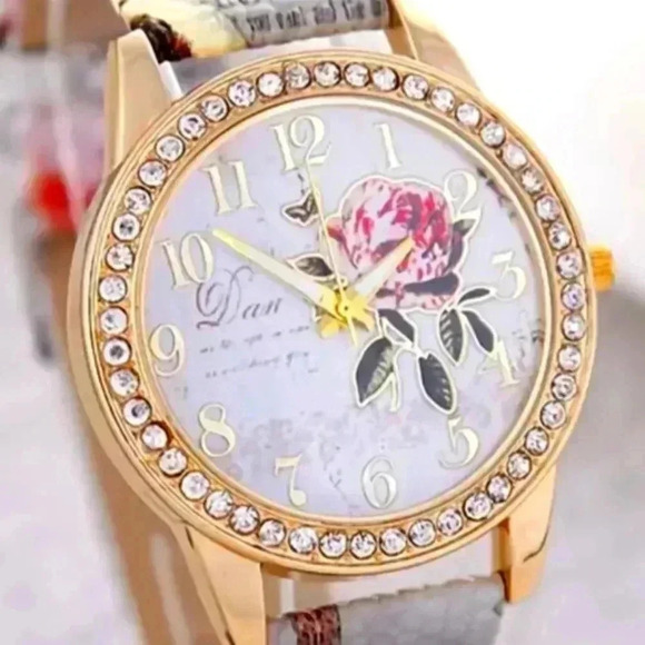 Rose Pattern Fashion Pointer Wrist Quartz WatchWith Leather Strap Ladies..NWT - Picture 2 of 3